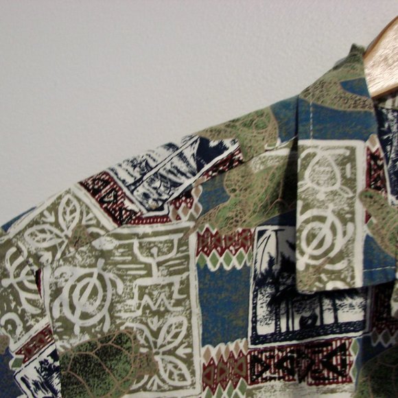Hawaiian Short Sleeve Shirt Turtles Palm Trees Blue Green Made in Hawaii Size XL - Picture 5 of 12